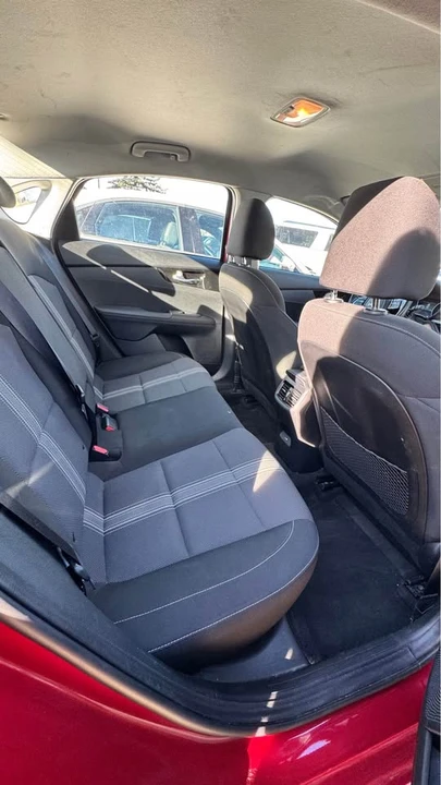 2022 Kia Forte - Image 16 of 18