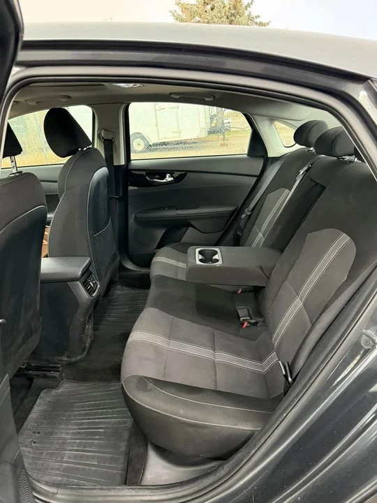 2022 Kia Forte - Image 9 of 9