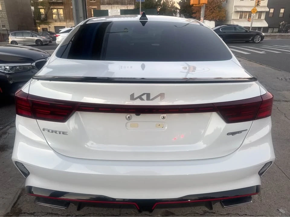 2022 Kia Forte - Image 7 of 15