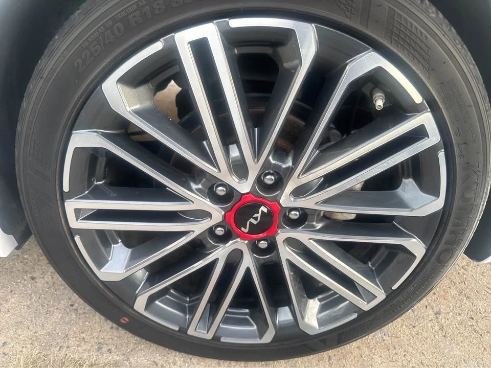 2022 Kia Forte - Image 8 of 15