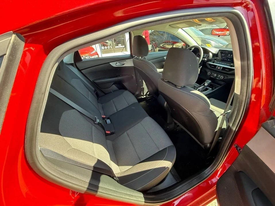 2022 Kia Forte - Image 3 of 11