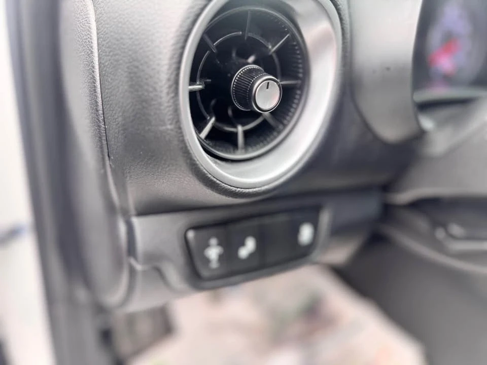 2022 Kia Forte - Image 14 of 15