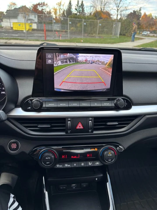 2022 Kia Forte - Image 3 of 6
