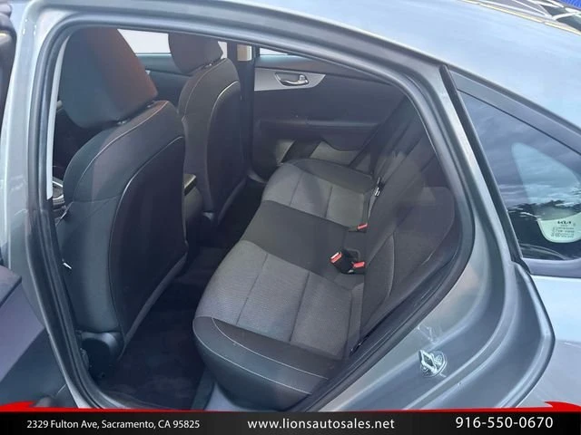 2022 Kia Forte - Image 12 of 18