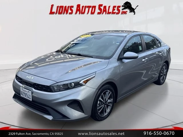 2022 Kia Forte - Image 9 of 18