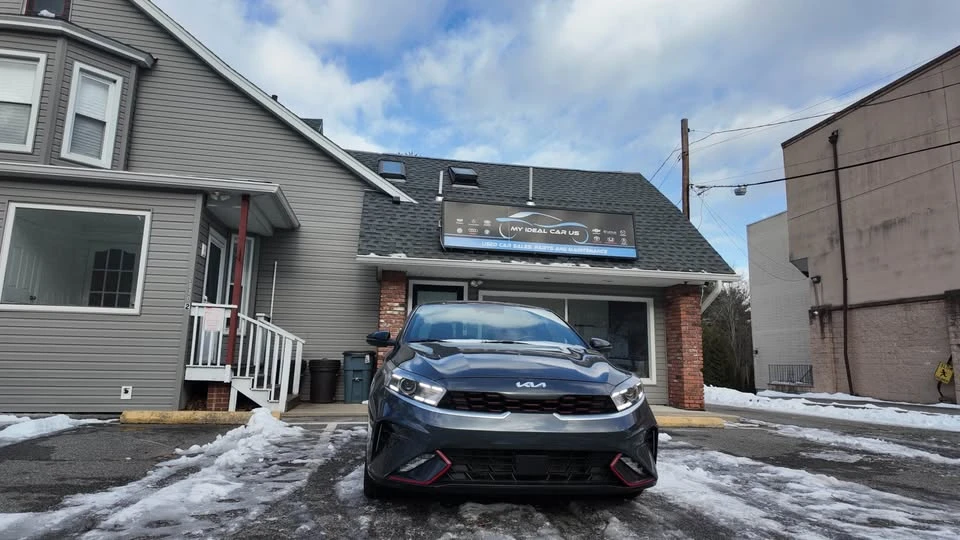 2022 Kia Forte - Image 3 of 12