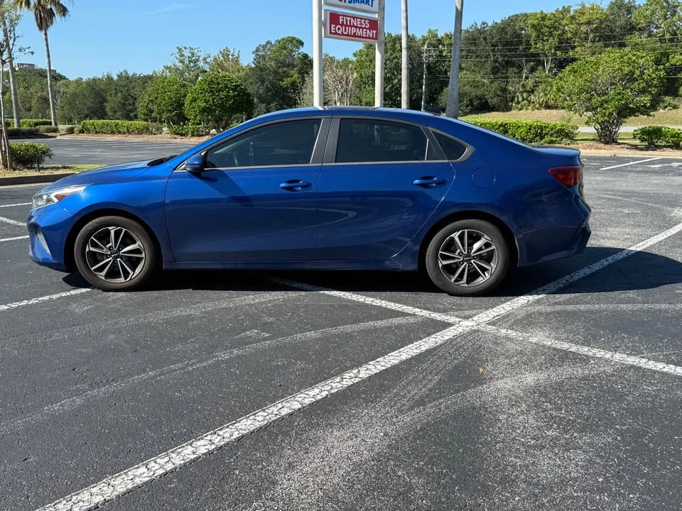 2022 Kia Forte - Image 5 of 11