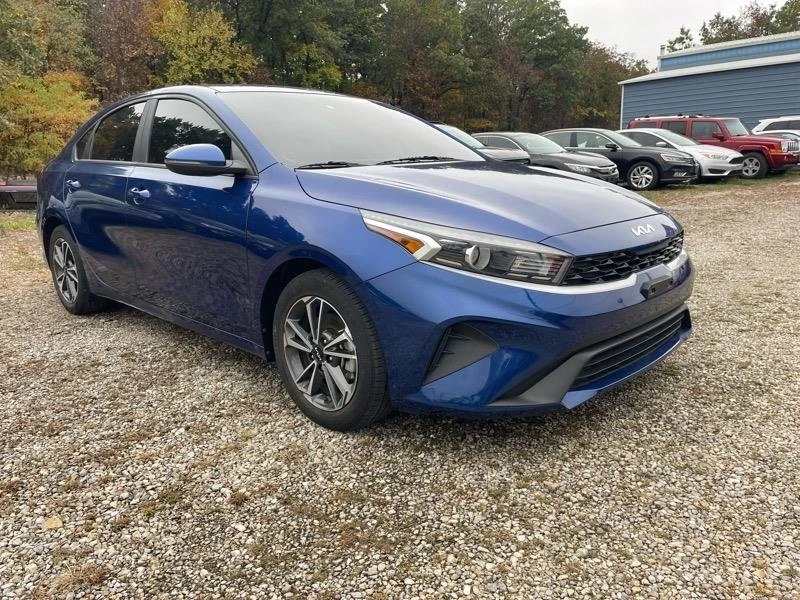 2022 Kia Forte - Image 3 of 18