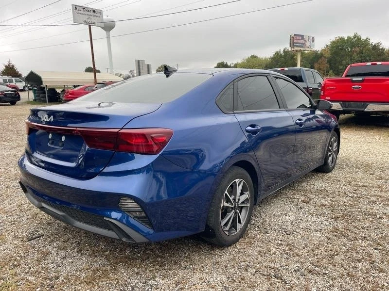 2022 Kia Forte - Image 7 of 18