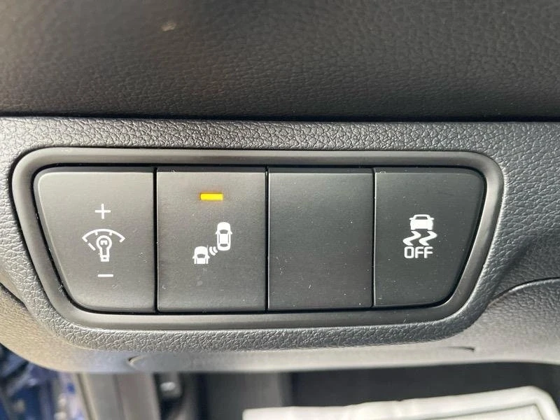 2022 Kia Forte - Image 12 of 18