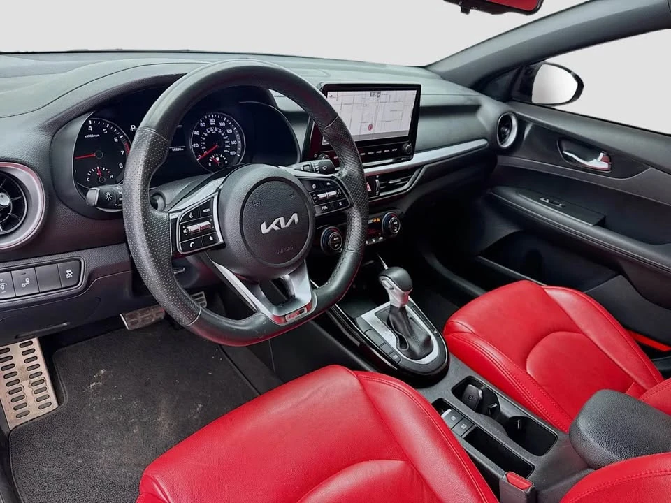 2022 Kia Forte - Image 5 of 9
