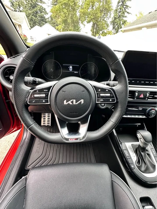 2022 Kia Forte - Image 14 of 20