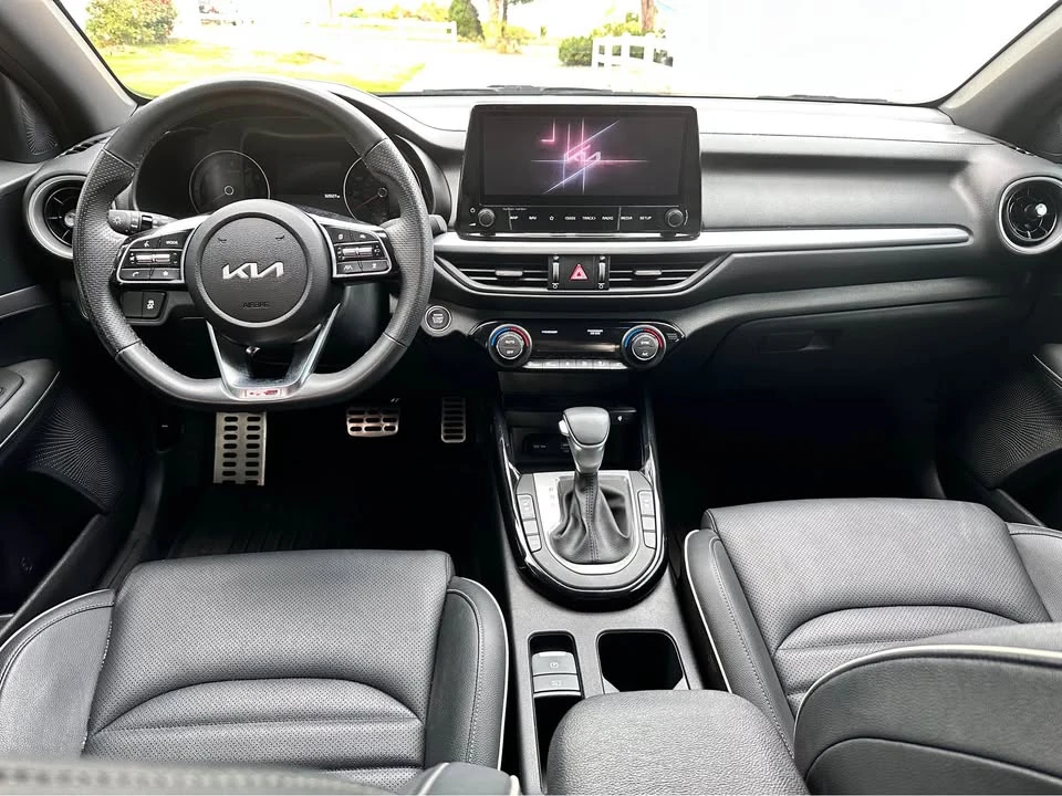 2022 Kia Forte - Image 18 of 20