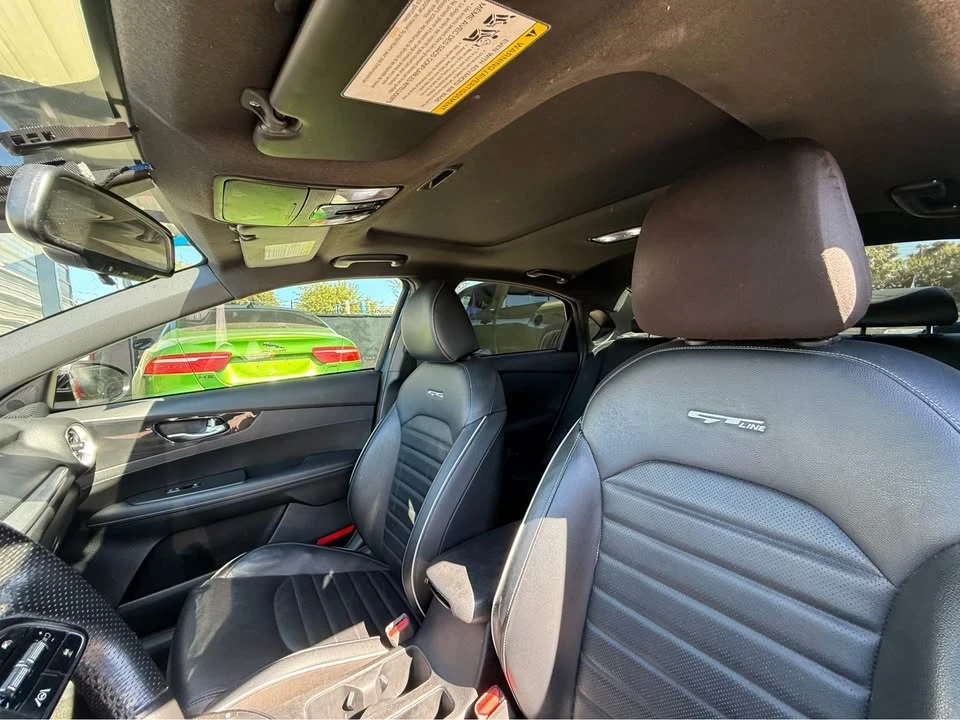 2022 Kia Forte - Image 15 of 20