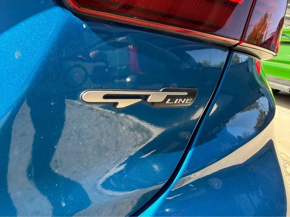 2022 Kia Forte - Image 8 of 20