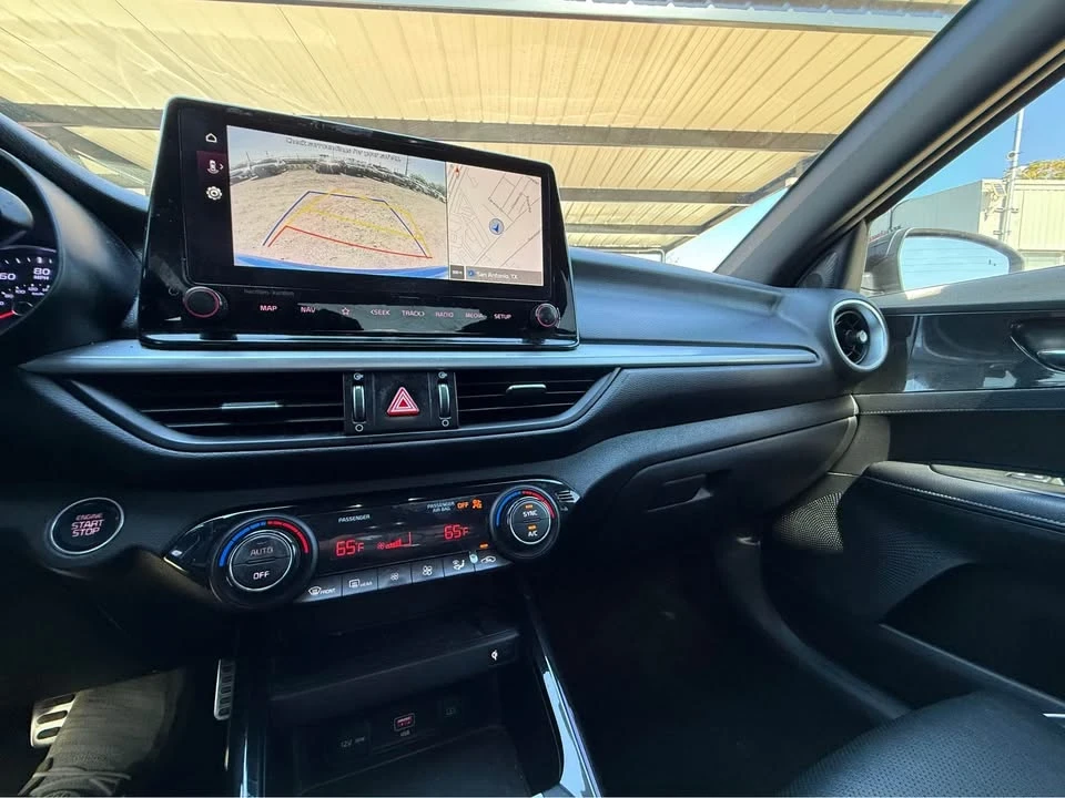 2022 Kia Forte - Image 17 of 20