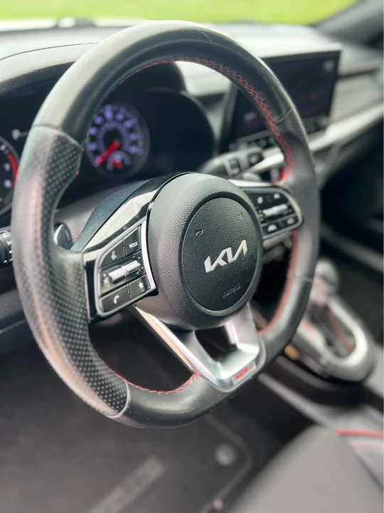 2022 Kia Forte - Image 12 of 19