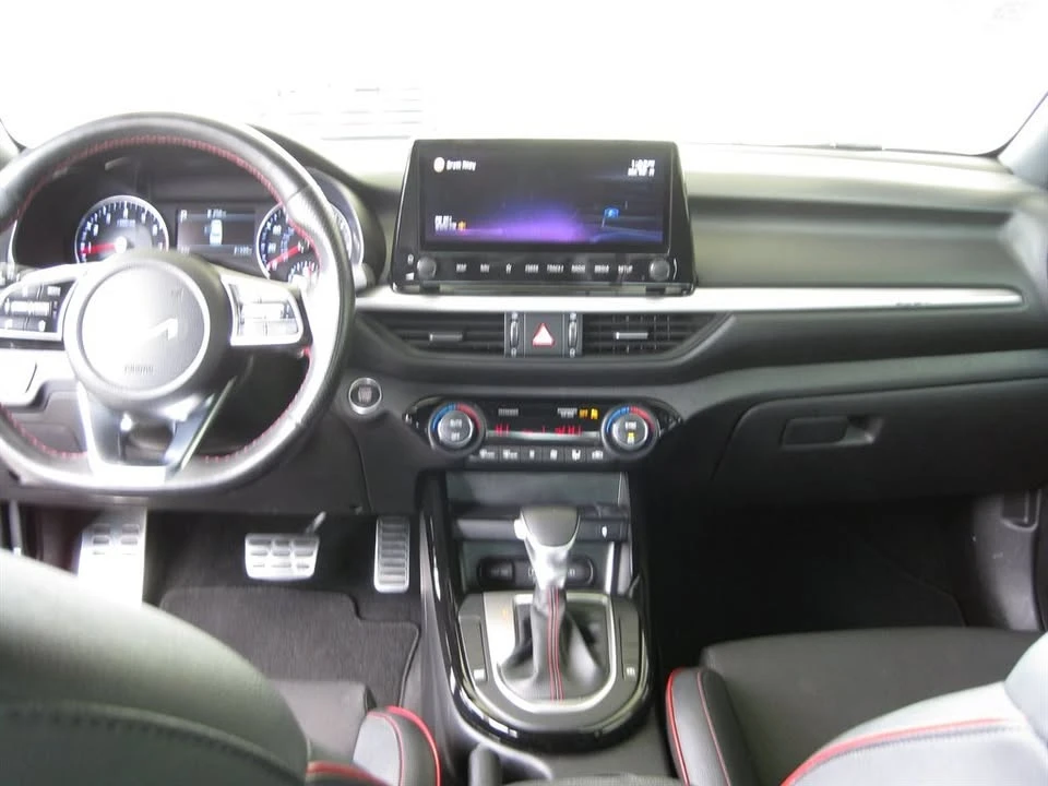 2022 Kia Forte - Image 10 of 13