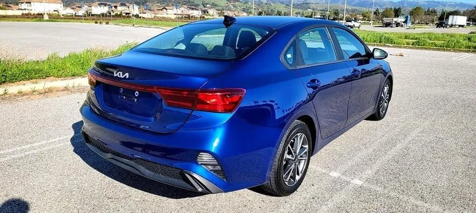 2022 Kia Forte - Image 5 of 20