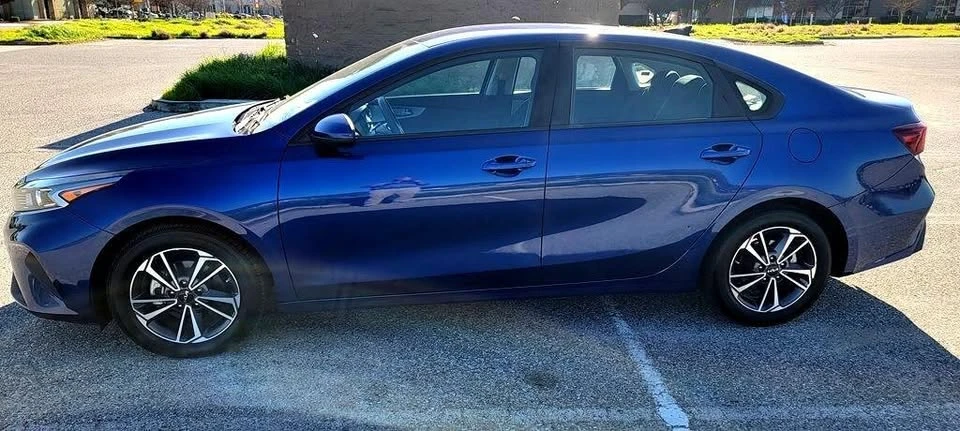 2022 Kia Forte - Image 2 of 20