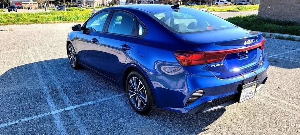 2022 Kia Forte - Image 3 of 20