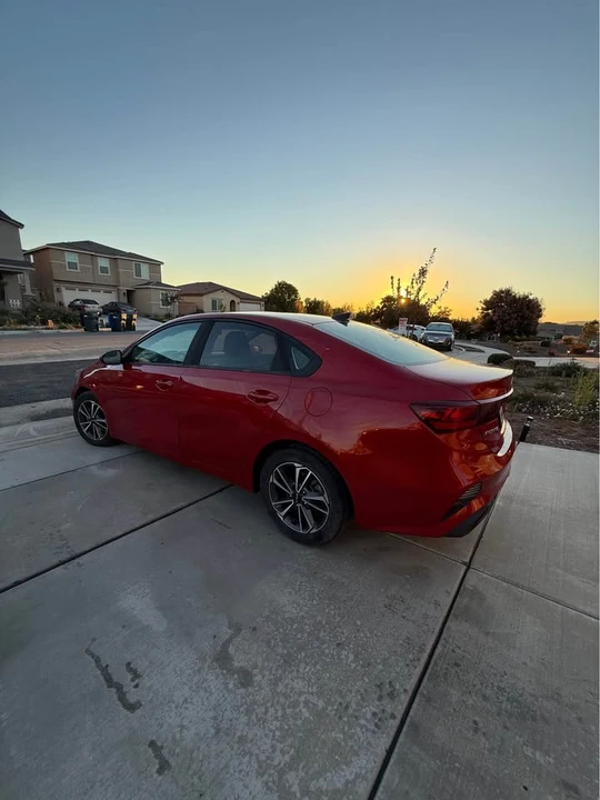 2022 Kia Forte - Image 3 of 8