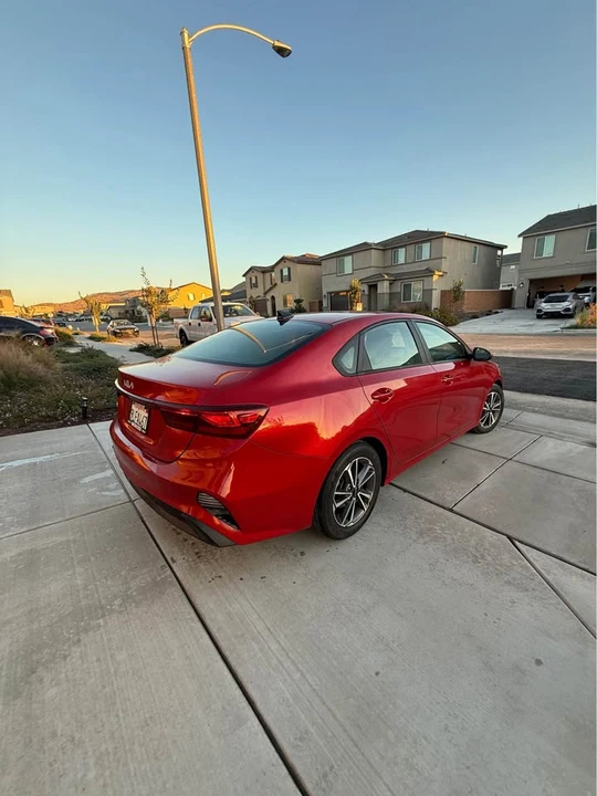 2022 Kia Forte - Image 4 of 8