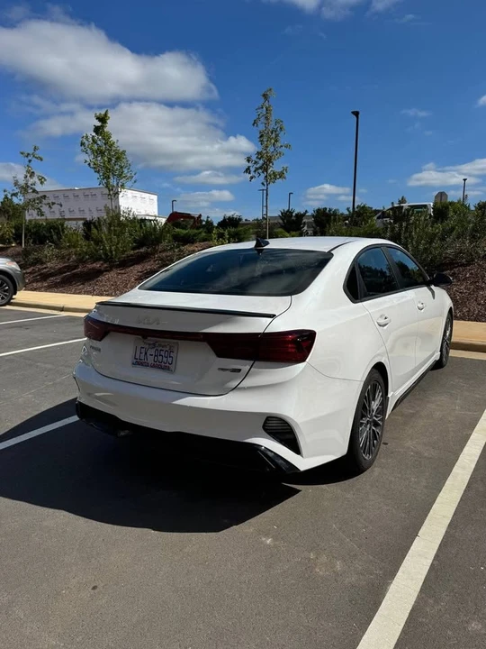 2022 Kia Forte - Image 4 of 9