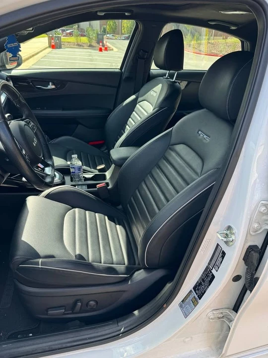 2022 Kia Forte - Image 7 of 9