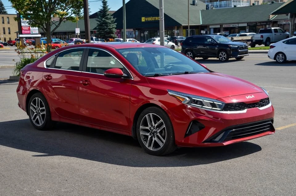 2022 Kia Forte - Image 7 of 16