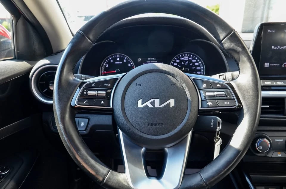 2022 Kia Forte - Image 15 of 16