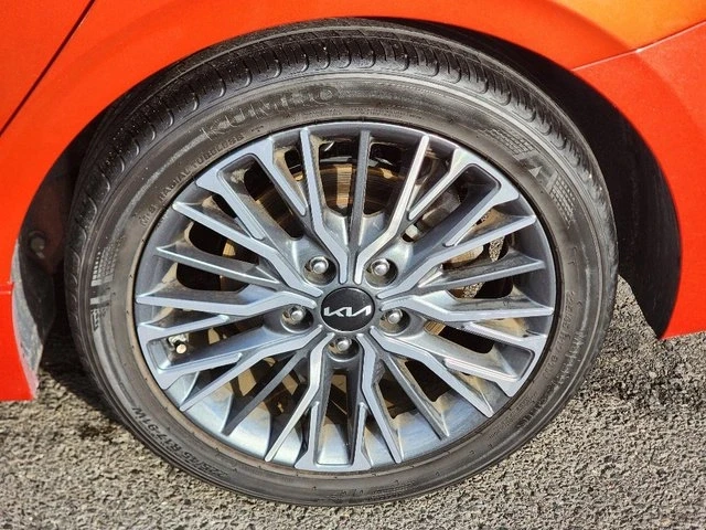2022 Kia Forte - Image 15 of 20