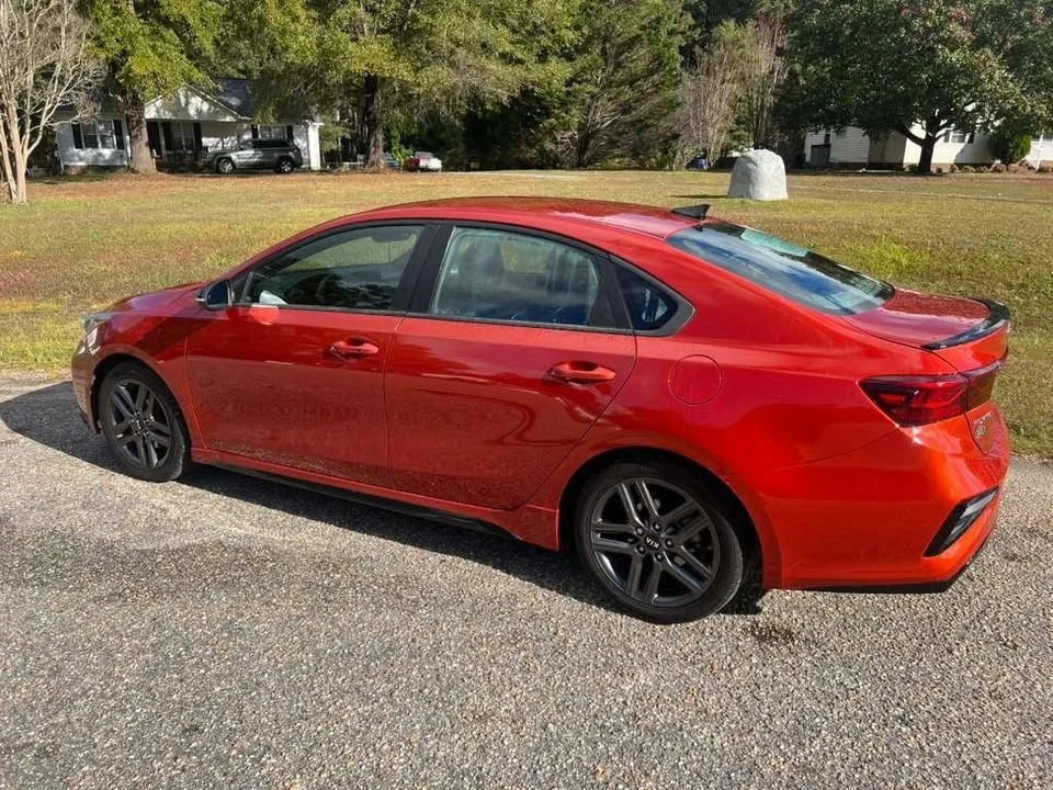 2022 Kia Forte - Image 7 of 17