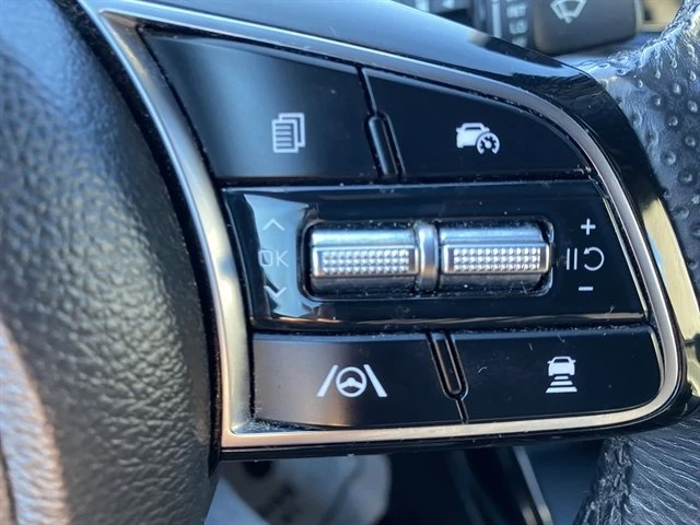 2022 Kia Forte - Image 6 of 10
