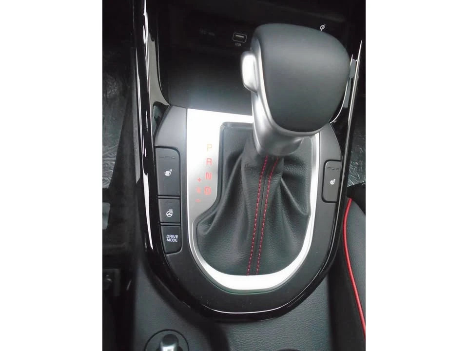 2022 Kia Forte - Image 7 of 9