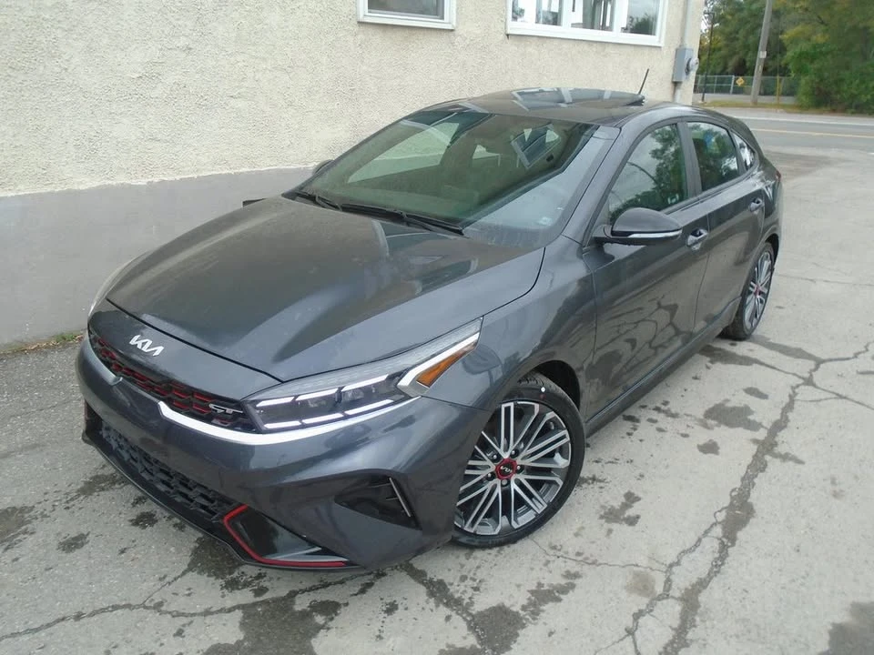 2022 Kia Forte - Image 2 of 9