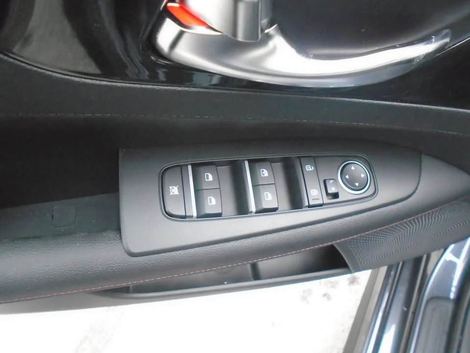 2022 Kia Forte - Image 6 of 9