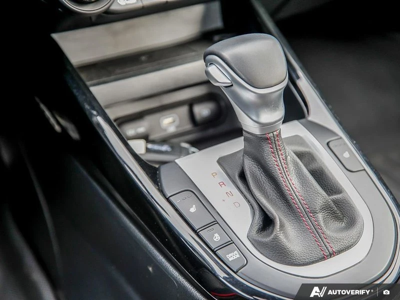 2022 Kia Forte - Image 15 of 20