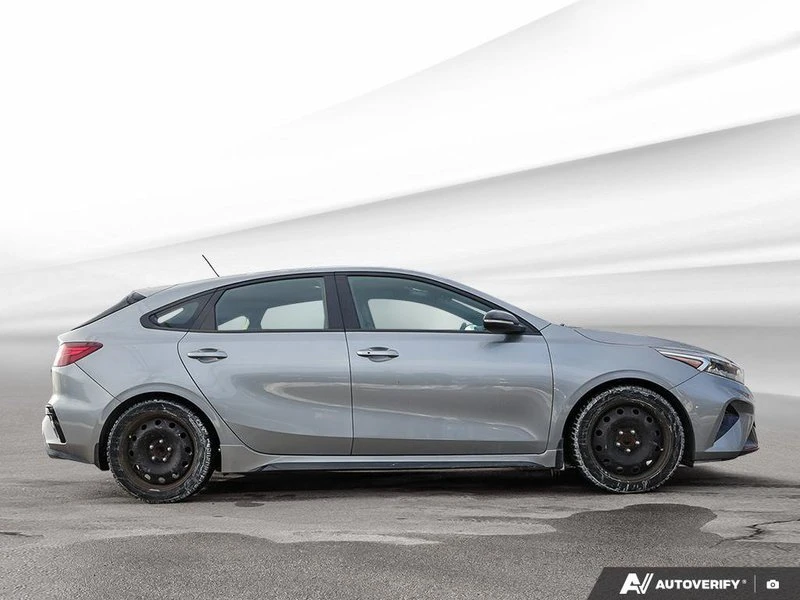 2022 Kia Forte - Image 8 of 20