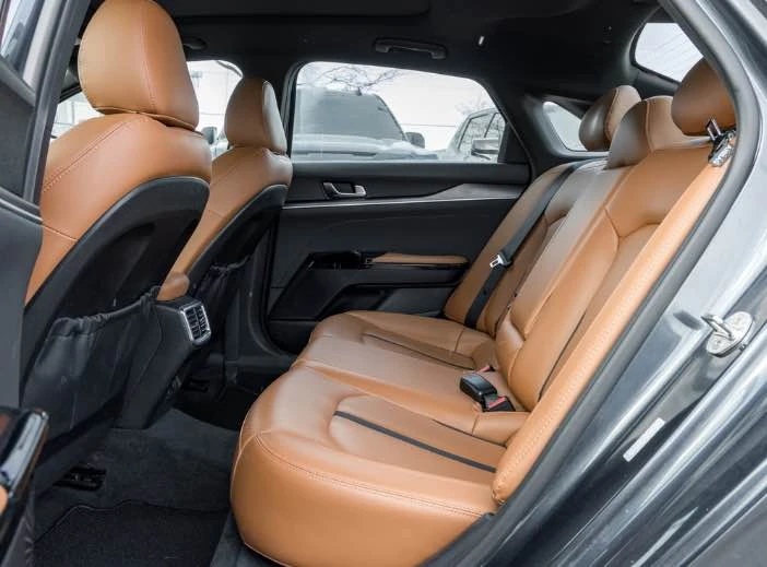 2022 Kia Optima/K5 - Image 10 of 11