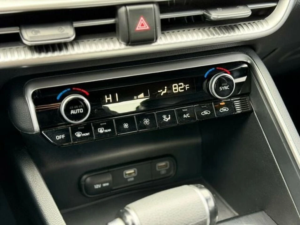 2022 Kia Optima/K5 - Image 15 of 20