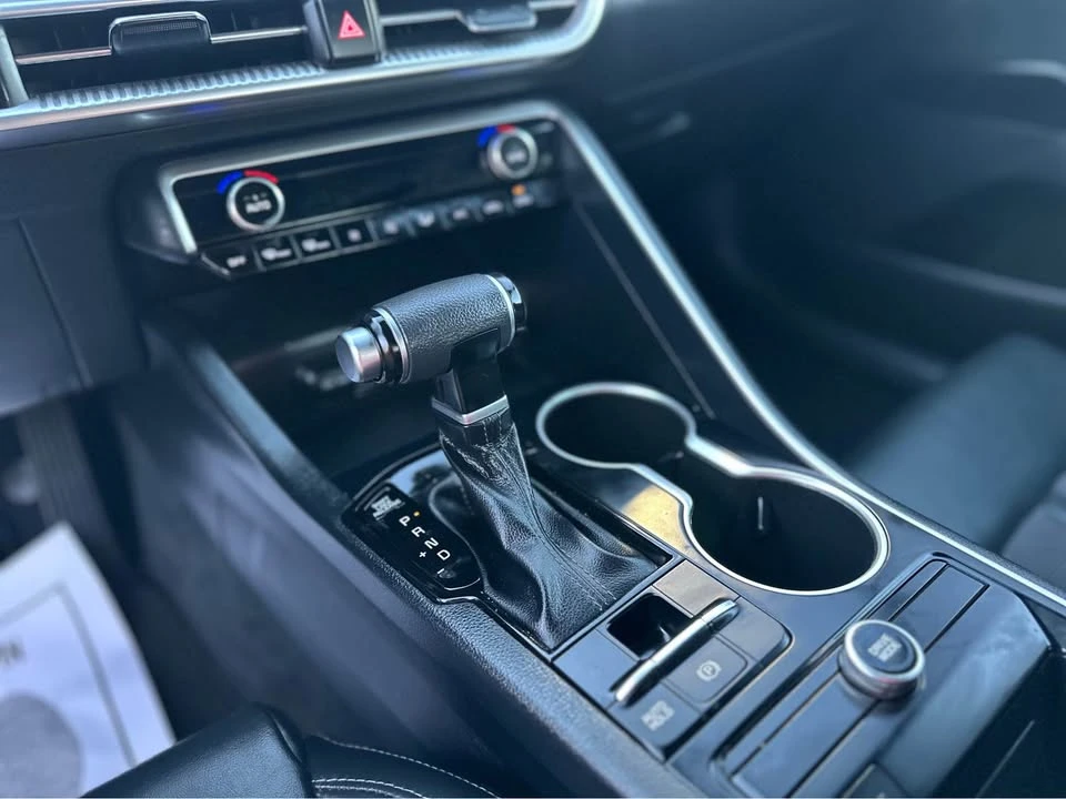 2022 Kia Optima/K5 - Image 11 of 17
