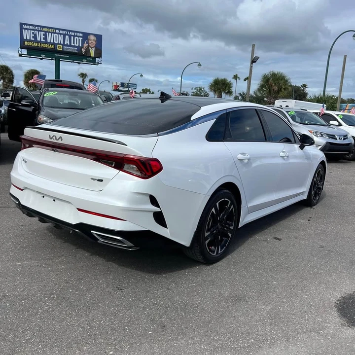 2022 Kia Optima/K5 - Image 8 of 16