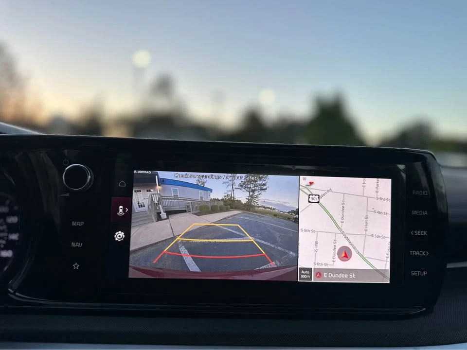 2022 Kia Optima/K5 - Image 12 of 17