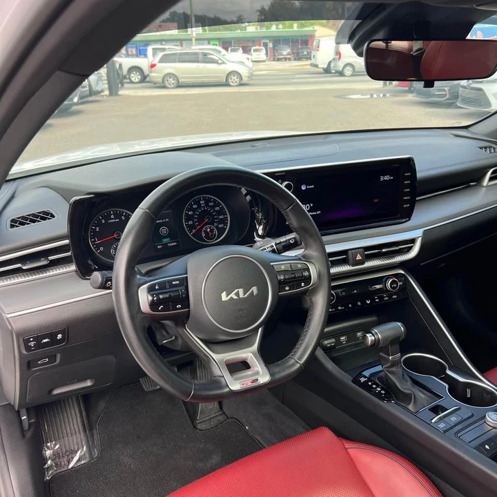 2022 Kia Optima/K5 - Image 10 of 16