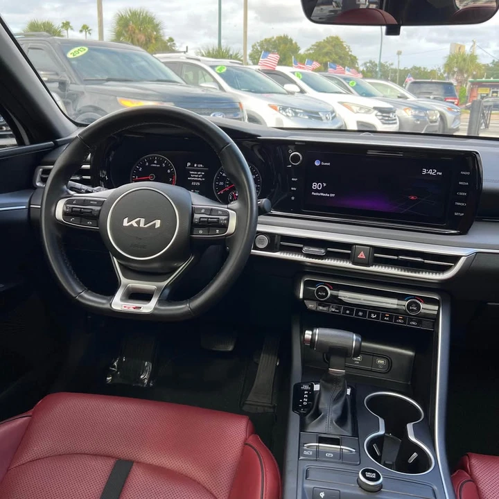 2022 Kia Optima/K5 - Image 11 of 16
