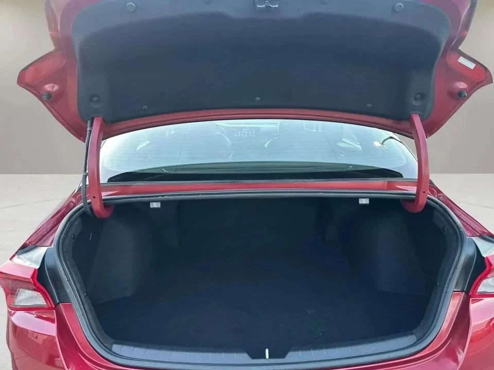 2022 Kia Optima/K5 - Image 17 of 19