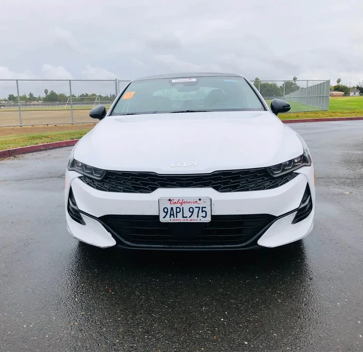 2022 Kia Optima/K5 - Image 2 of 13