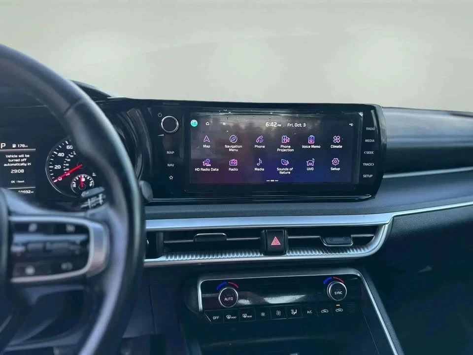 2022 Kia Optima/K5 - Image 10 of 19