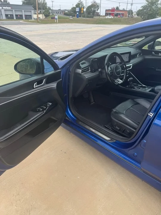 2022 Kia Optima/K5 - Image 8 of 9